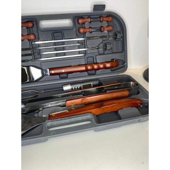 Chefmate 17 Piece Stainless Steel Bbq Tool Set With Digital Thermometer Fork - Picture 2 of 11